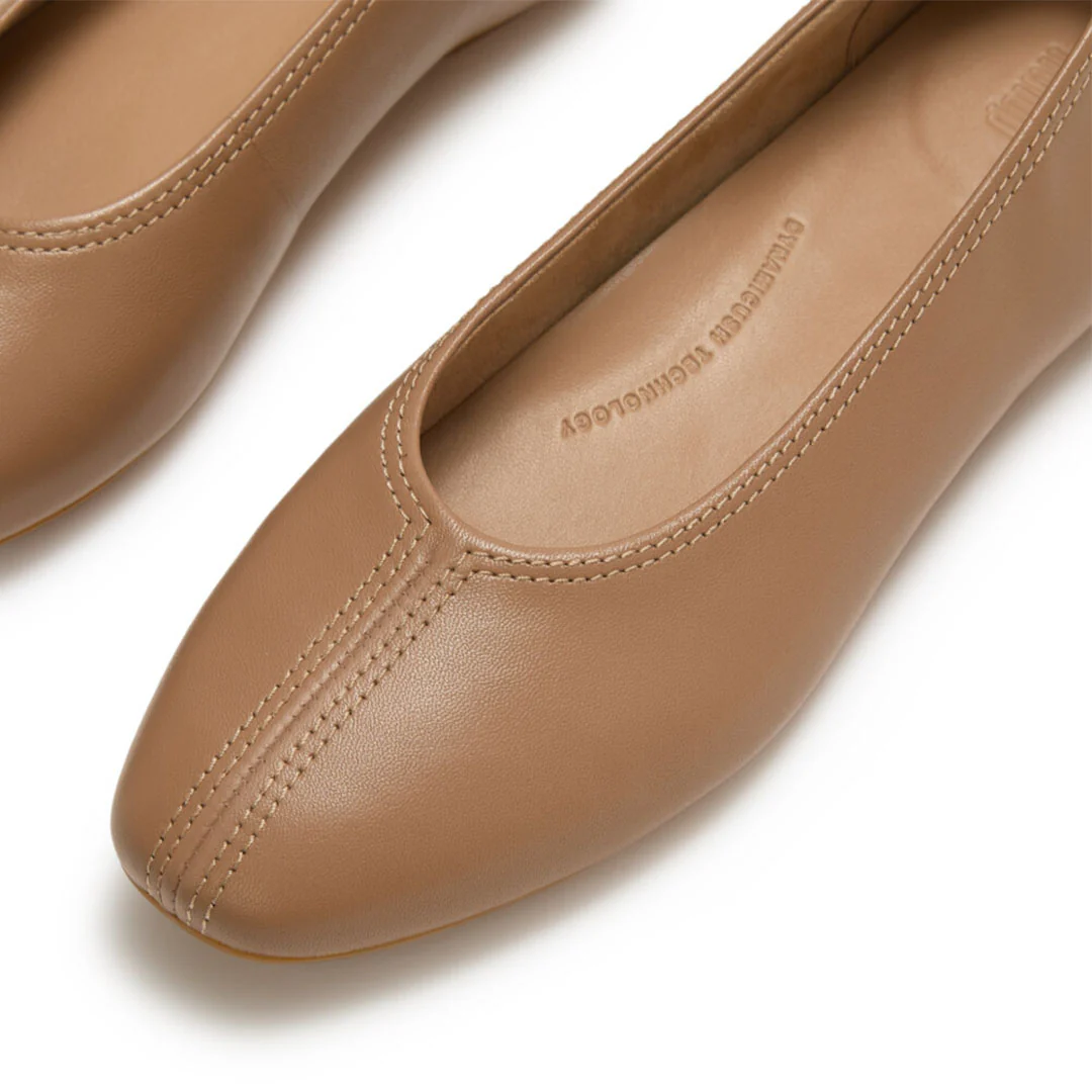 DELICATO High-cut Soft-leather Ballet Flats - Image 3