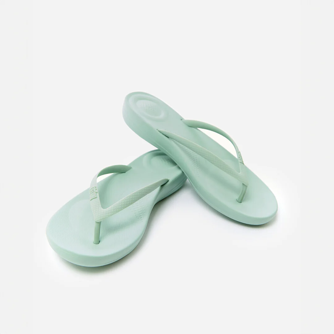iQUSHION Ergonomic Flip-Flops - Image 5